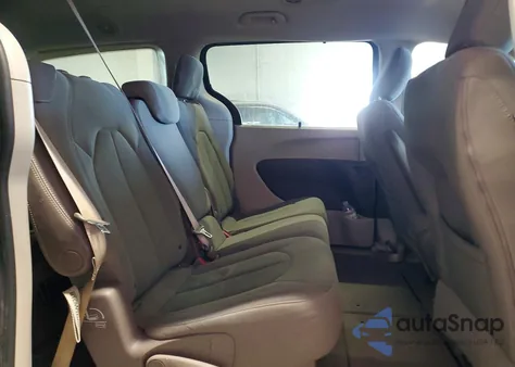 2018 Chrysler Pacifica Touring Plus z USA, uszkodzony, nr VIN 2C4RC1FG7JR117218